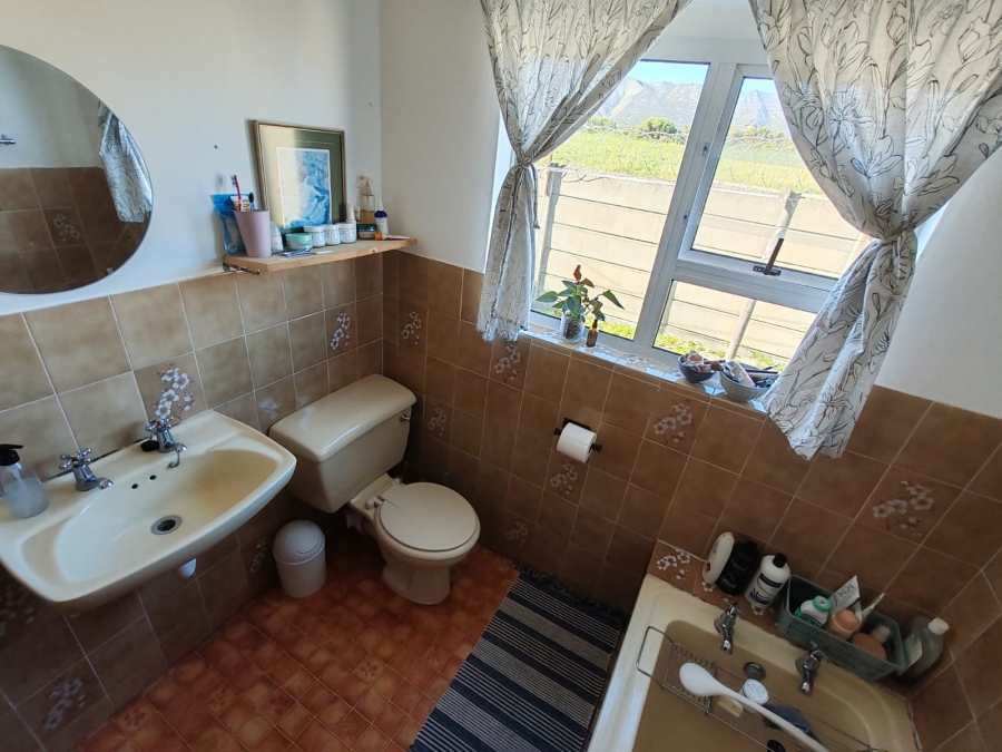 3 Bedroom Property for Sale in De Kelders Western Cape